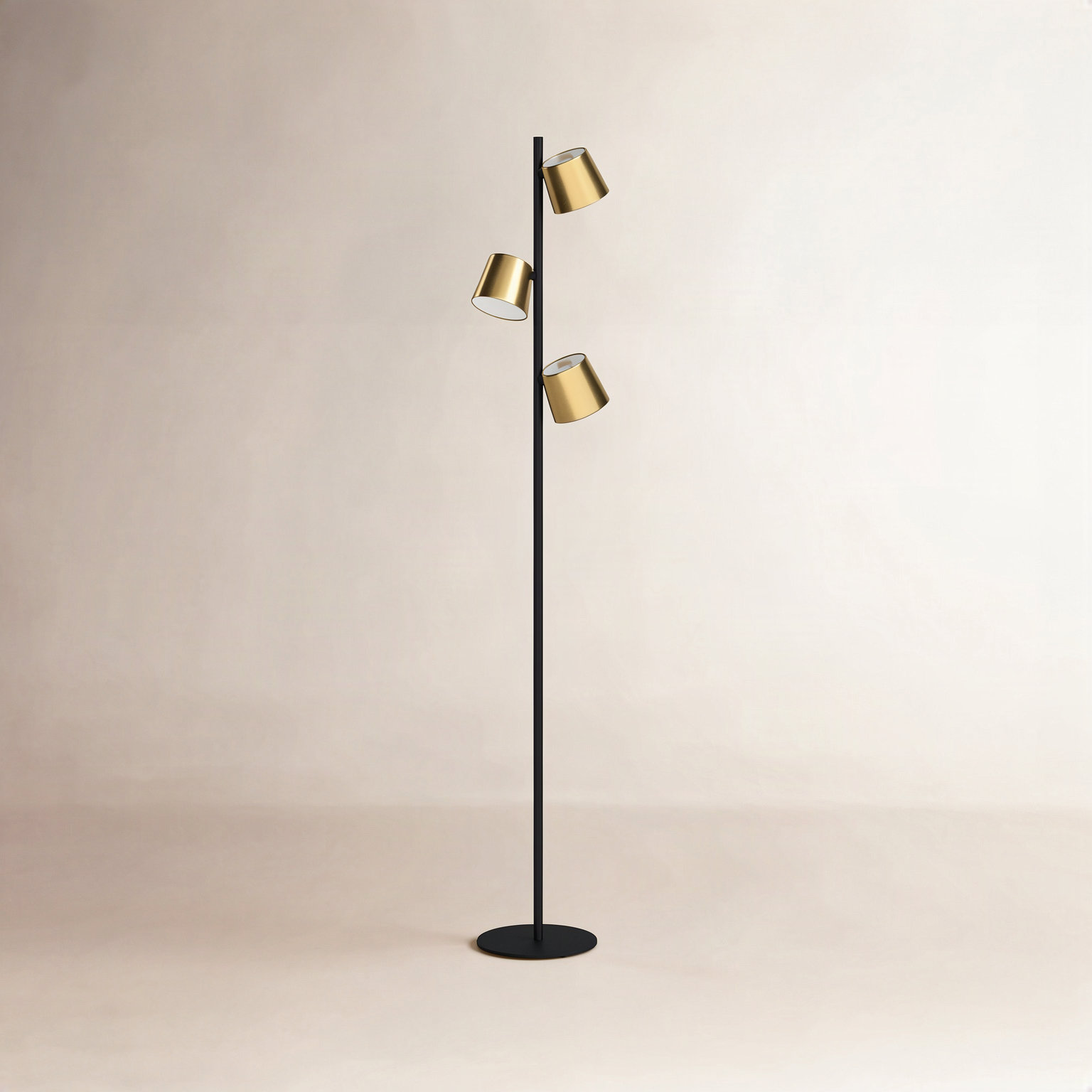 Geraldine 62'' Floor Lamp