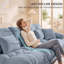 Canapé 4 places en chenille bleue duveteuse avec assises profondes et moelleuses et coussins de salon-859542039