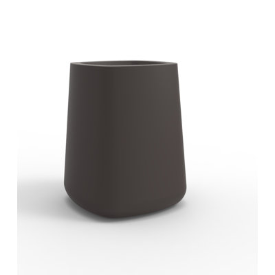 Ulm Plastic Pot Planter