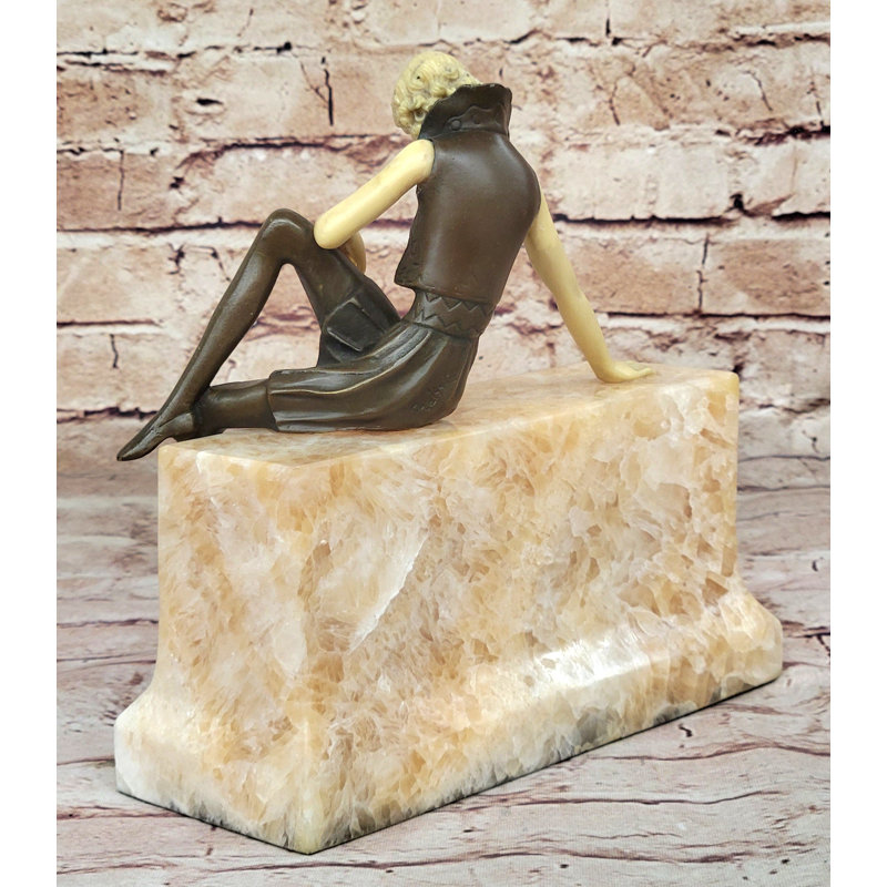 Figurine sexy