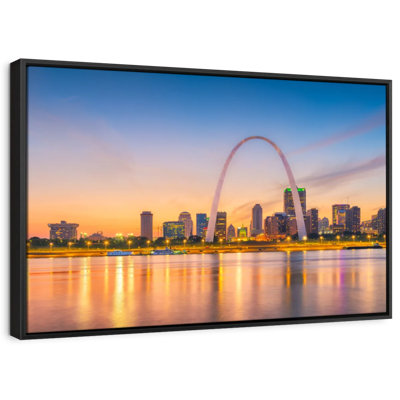 Saint Louis Gateway Arch Canvas Print