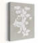 Impression d'art mural blanc avec fleurs blanches botaniques délicates et minimalistes-129717759