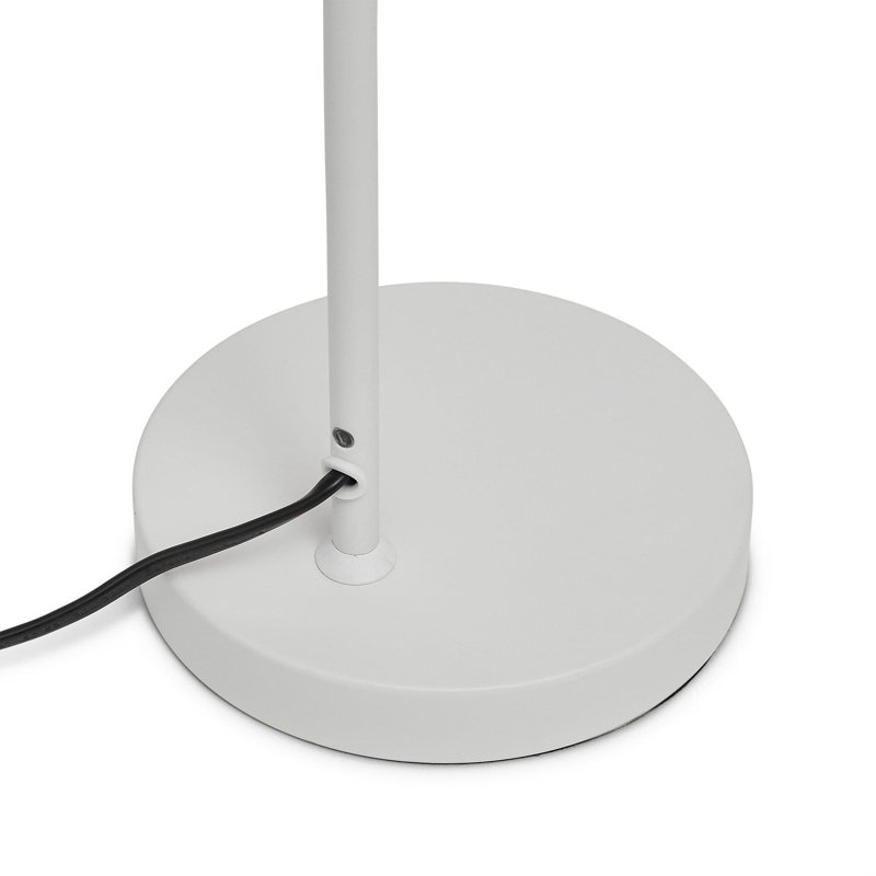 Brynja Metal Desk Lamp