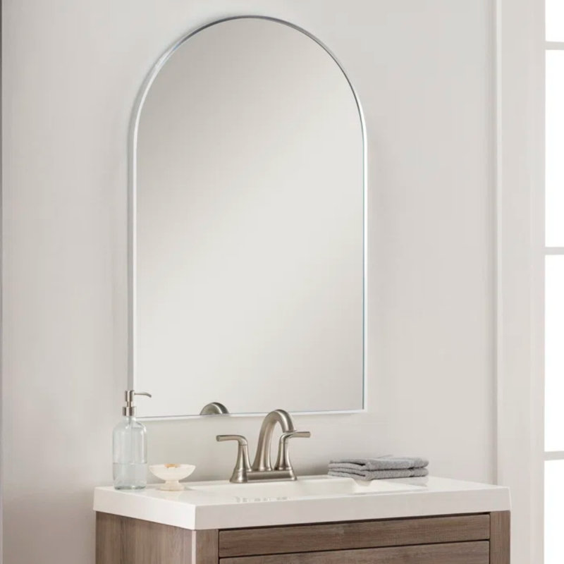 Miroir arqué 24 x 36 po Bathrrom