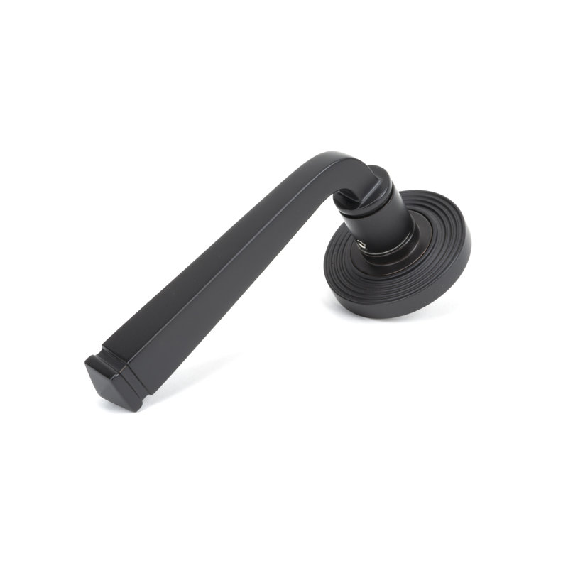 Avon Round Lever on Rose Set (Beehive), Aged Bronze