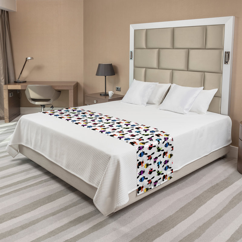 Ambesonne Cats Bed Runner Chunky Animal Meow Multicolor, Queen
