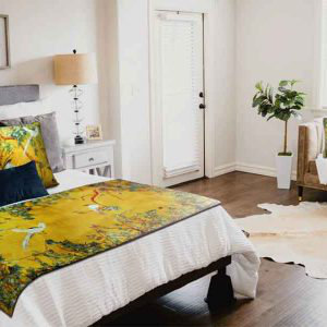 Manpreet Velvet No Pattern Bedspread