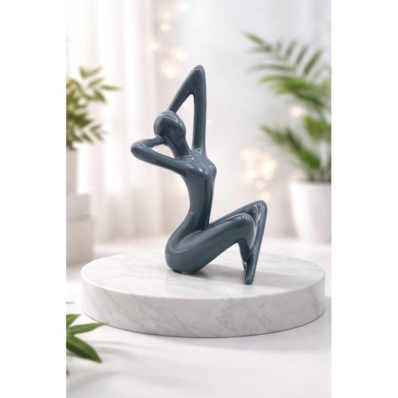 Figurines & Sculptures