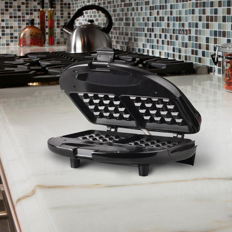 Brentwood 5'' Non Stick Waffle Maker, Black
