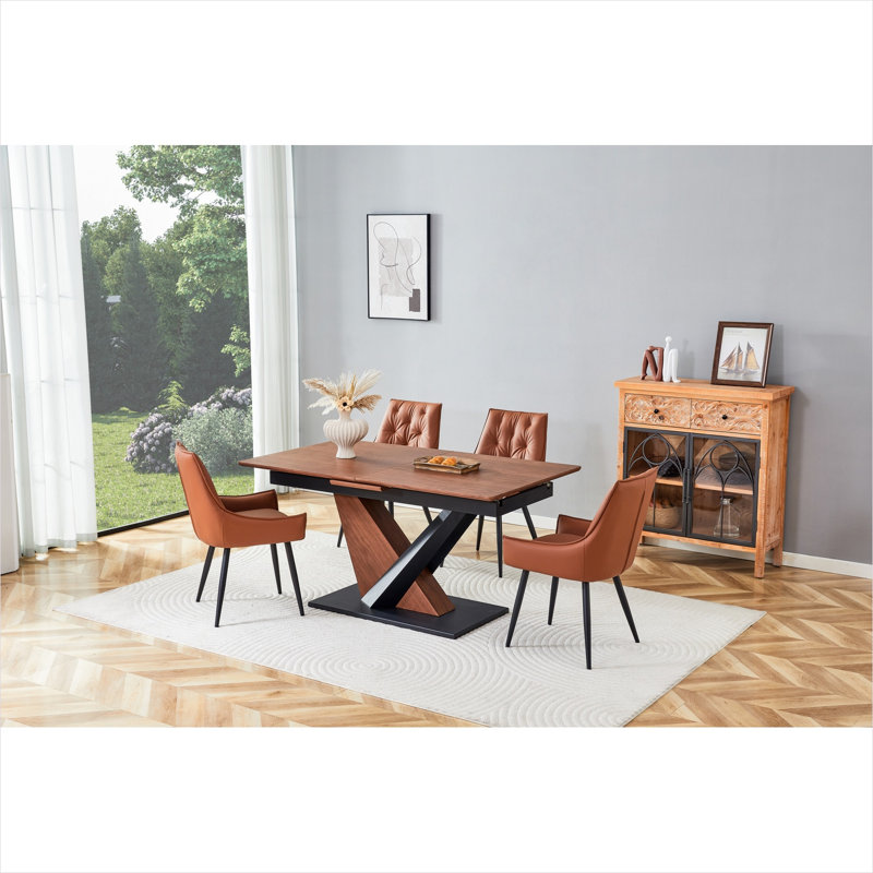 Ensemble de salle à manger extensible pour 4 personnes avec chaises en similicuir et table en bois aggloméré, brun riche