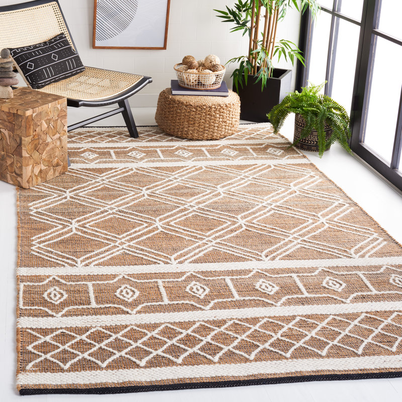 Adwell Natural Fiber Hand Woven Jute/Wool/Cotton Southwestern Rug in Natural/Ivory, Rectangle 5' x 8'