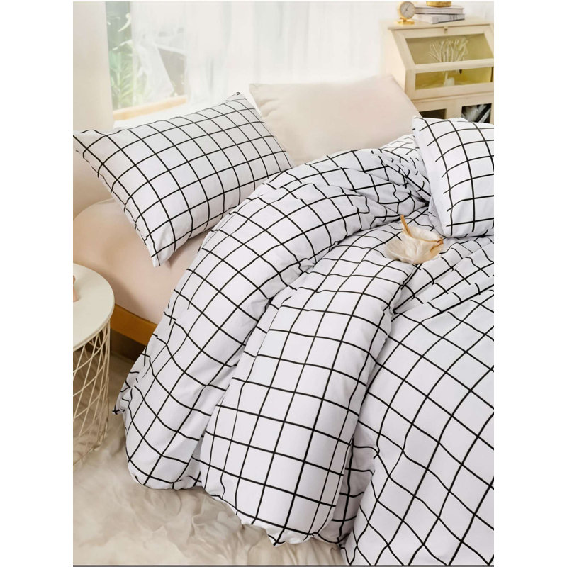 XXL Black Quilt Cover Set, 61 x 87 Duvet Cover & 31.5 x 31.5 Pillowcase | 65% Cotton / 35% Polyester, Machine Washable, 120 Thread Count, Button Closure for Duvet, Envelope Closure for Pillow | Luxurious Comfort & Style