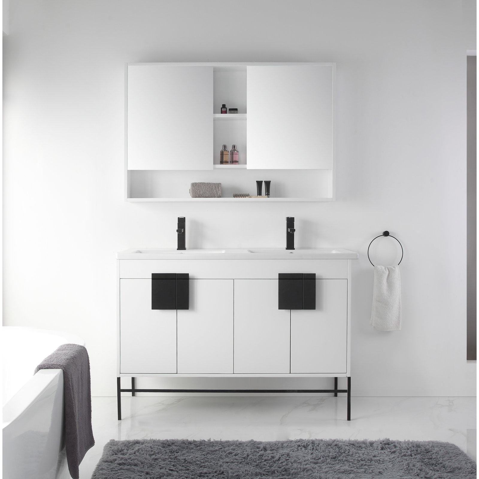 Maisie Surface Double Medicine Cabinet, White