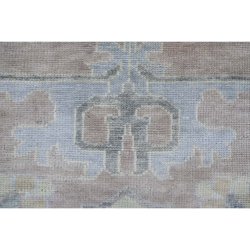 Wool Oriental Area Rug in Light Blue And Grey, Rectangle 5' x 8'