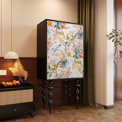 Armoire décorative française rétro