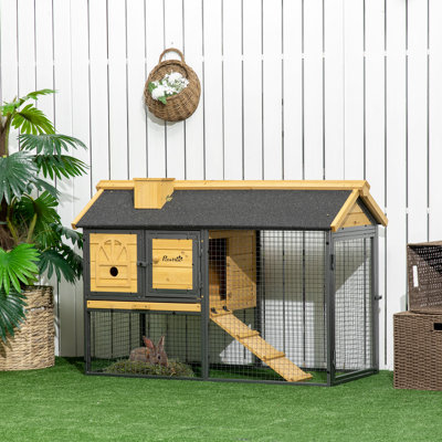 Weather Resistant Rabbit Playpen