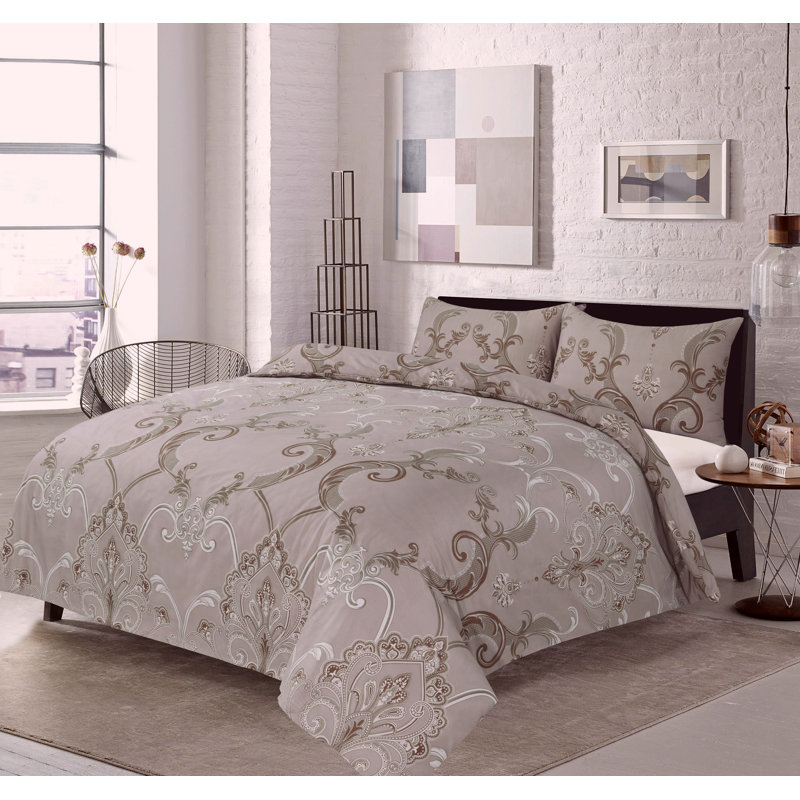 NZ Microfiber Damask Duvet Cover Set with Pillowcases, Double
