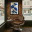 Plantes et fleurs Fleurs bleues avec des accents dorés sur fond texturé-605961094