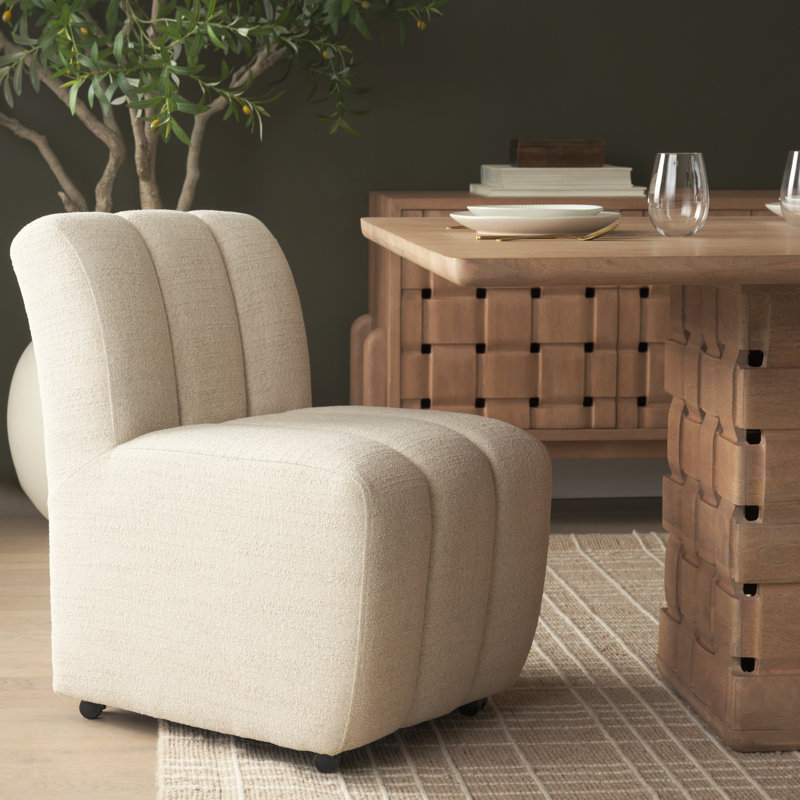 Chaise de salle à manger rembourrée en tissu gris Performance, Beige