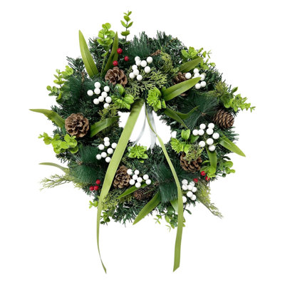 Couronne de Noël artificielle de 40 cm (15,75 pouces) avec pommes de pin, baies blanches et rouges et ruban vert pour la décoration de la porte d'entrée pendant les fêtes