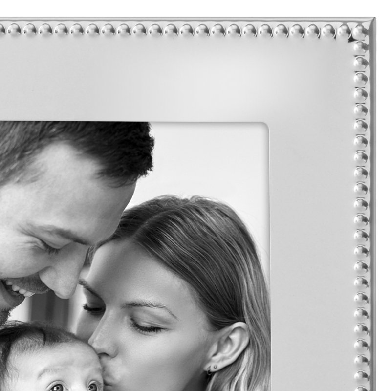 Cadre photo argenté avec détails perlés et verre incassable - pour une présentation sur table ou au mur, L 4 po x H 6 po