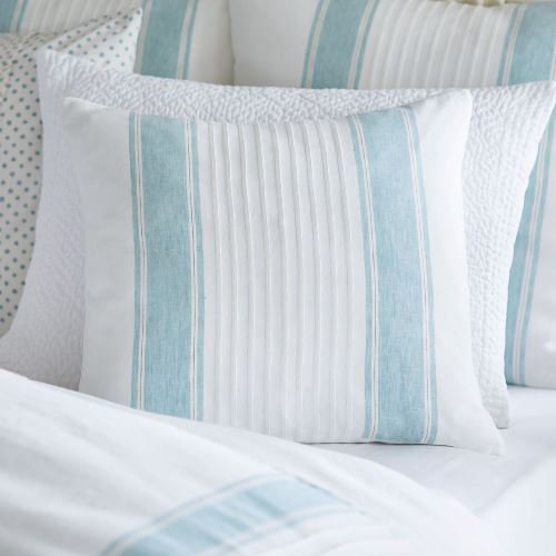 Island Linen Throw Pillow