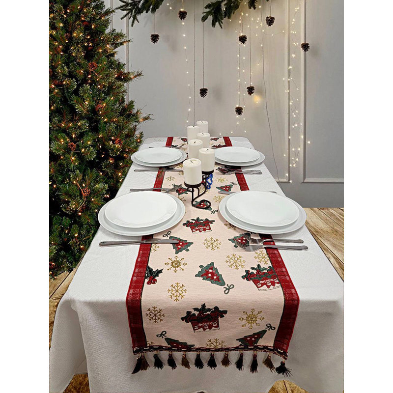 Festive Christmas Presents Table Runner F07M5-10D