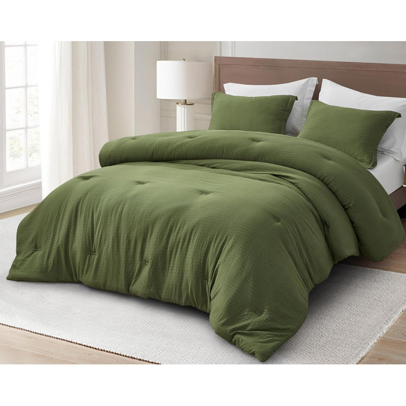 Calvin Polyester Jacquard Comforter, Full Comforter + 2 Standard Shams, Olive Green