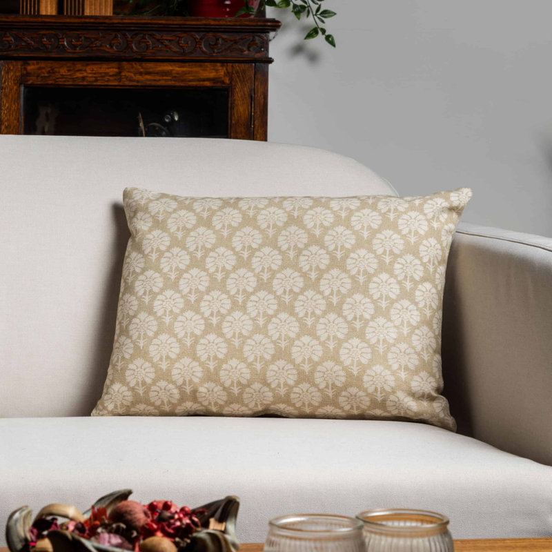 Wildflower Cushion in Natural Linen, 43x30cm, Synthetic filled