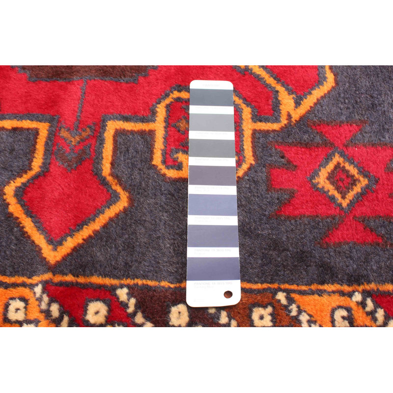 Tapis bleu marine Teimani 3 pi 6 po x 6 pi 8 po