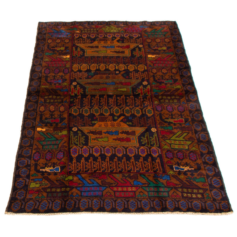 Tapis noir Rare War 3 pi 11 po x 6 pi 8 po