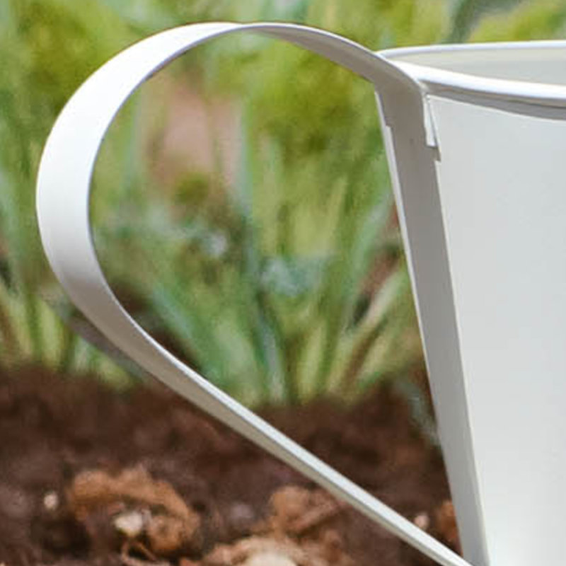 Soriano Metal Plant Pot, Cream