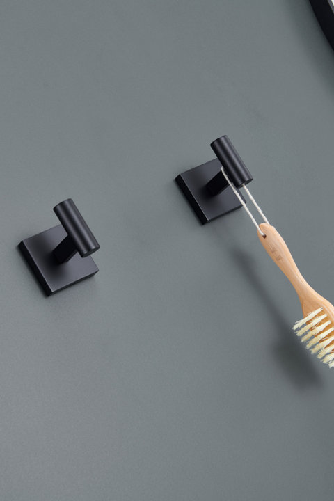 Towel & Robe Hooks