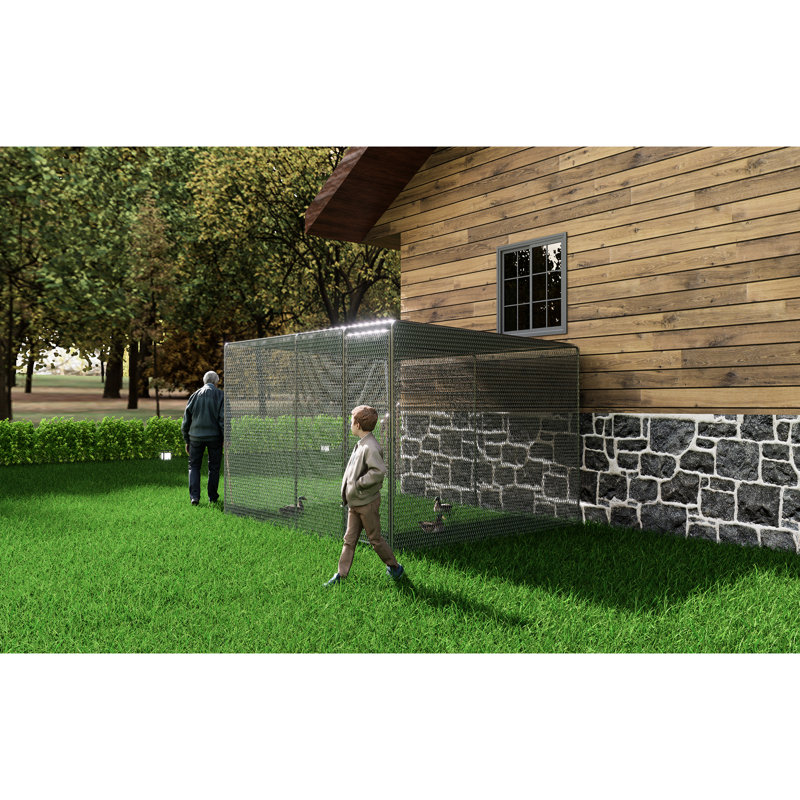 Poulailler 9,8 x 6,5 x 6,5 pi avec filet, serrure automatique, couvercle à protection prolongée