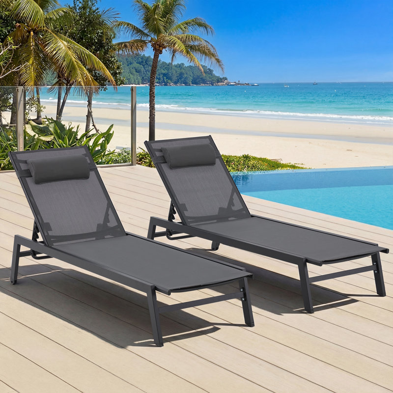Chaise longue d'extérieur