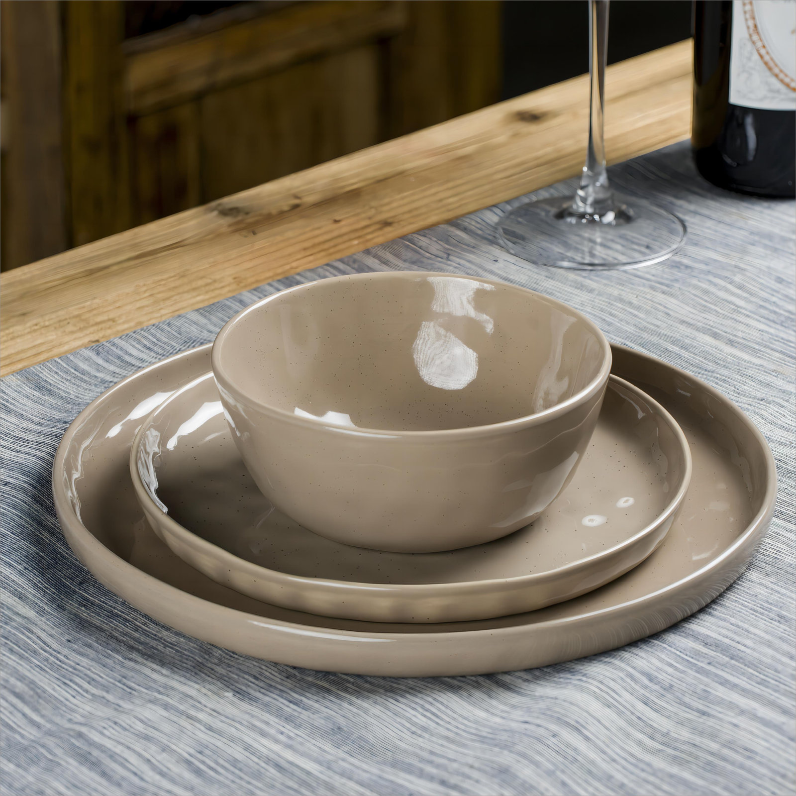 Ludivine Dinnerware Set Service for 4 Mars Plates and Bowls Set 12 Pieces Dinnerware Sets, Brown