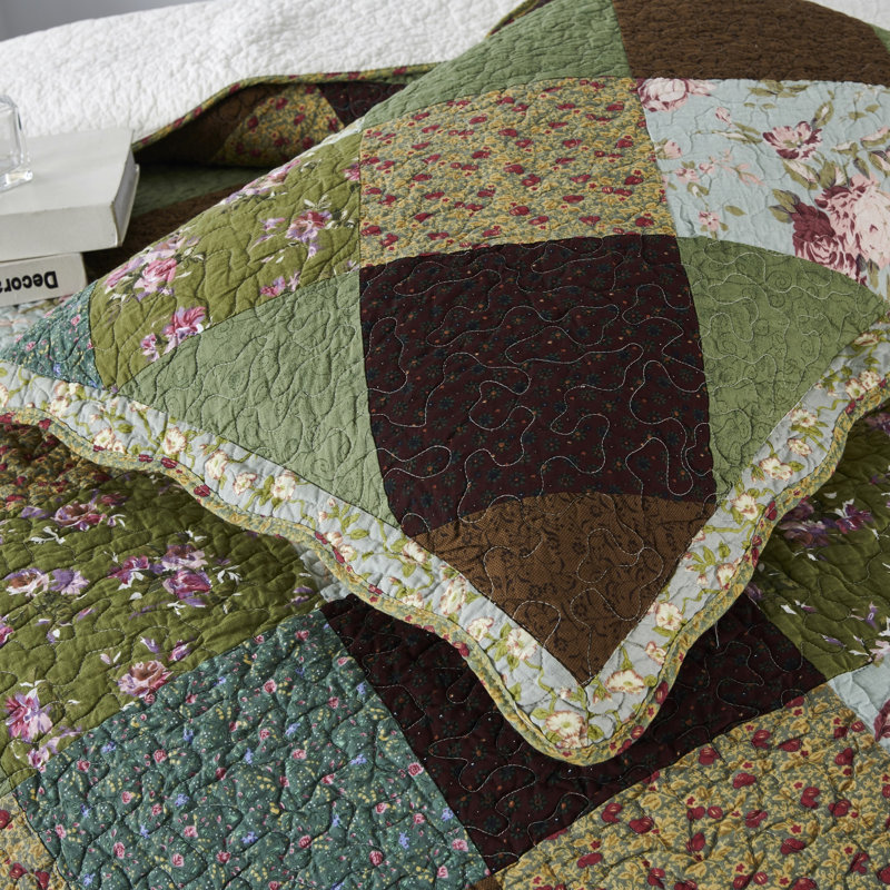 Cotton Paisley Quilt, King Quilt + 2 Shams