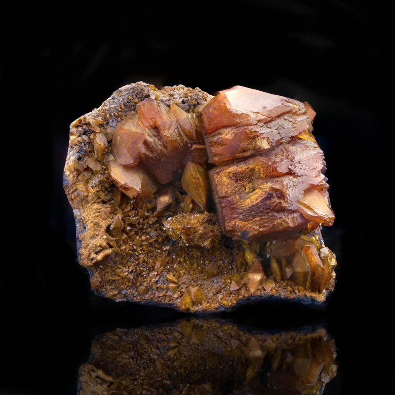 Sturmanite // 213 Grams
