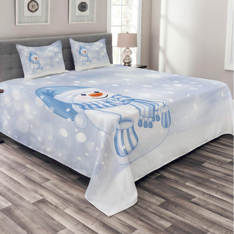 King Size White and Blue Snowman Quilted Bedspread Set
