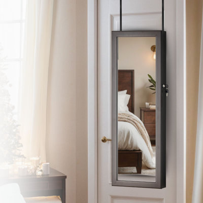 Armoire à bijoux