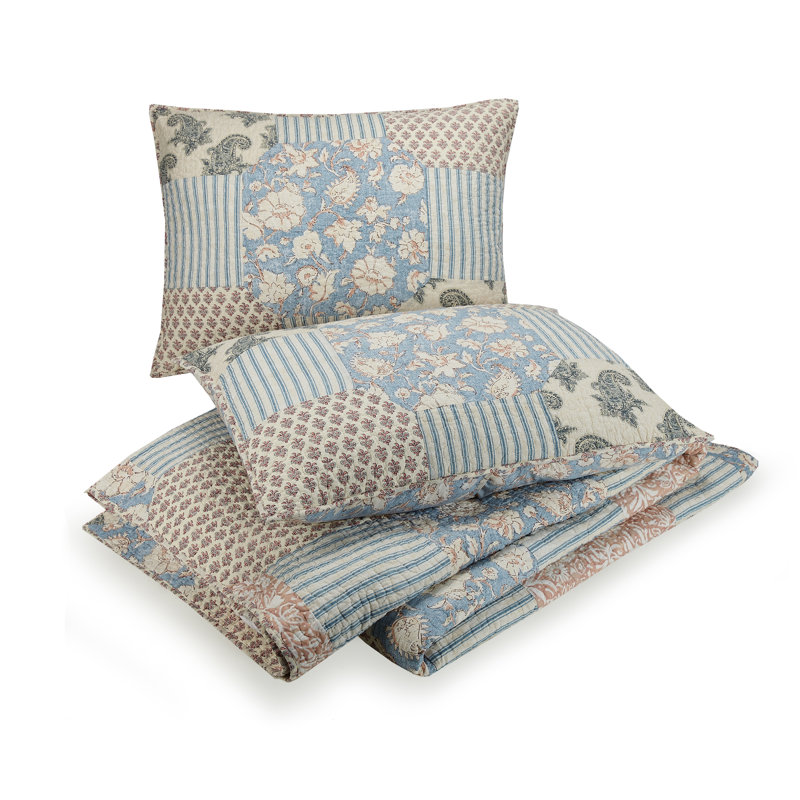 Blue Standard Cotton Reversible 3 Piece Quilt, Full/Queen Quilt + 2 Standard Shams
