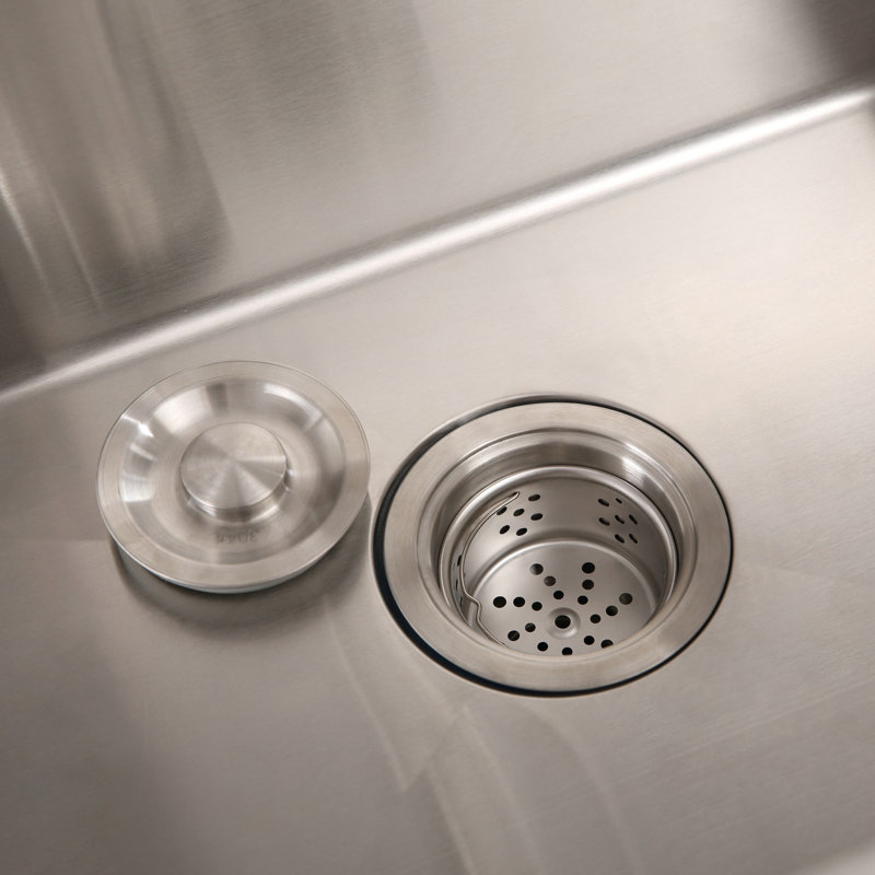 Évier de lavage 24 po en acier inoxydable avec tuyaux de robinet et tête de drain seulement