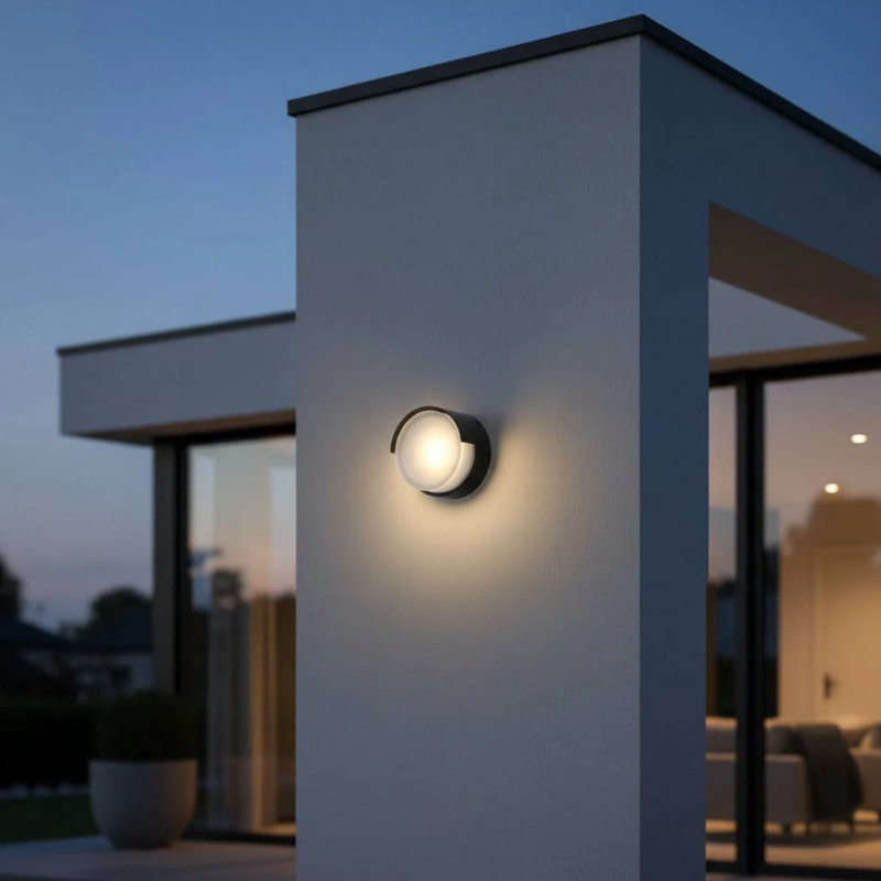 UltraBeam 6 Watt LED Round Outdoor LED Wall Light With Eyelid - 150mm Diameter, Matte Black