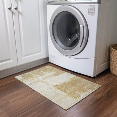Kaylani Washable Abstract Indoor / Outdoor Rug