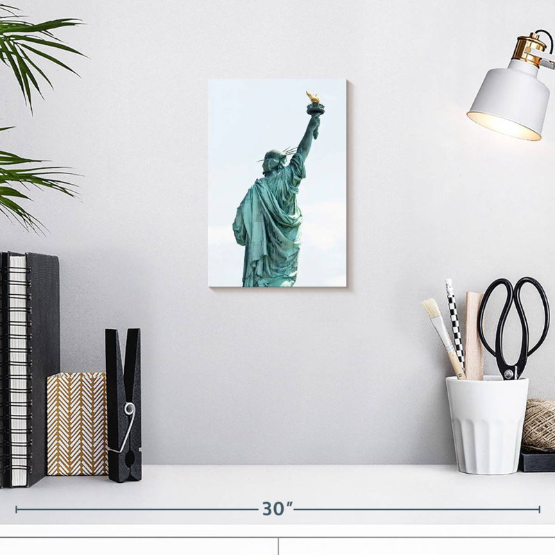 Aime New York Liberty II, H 12 po x l 8 po