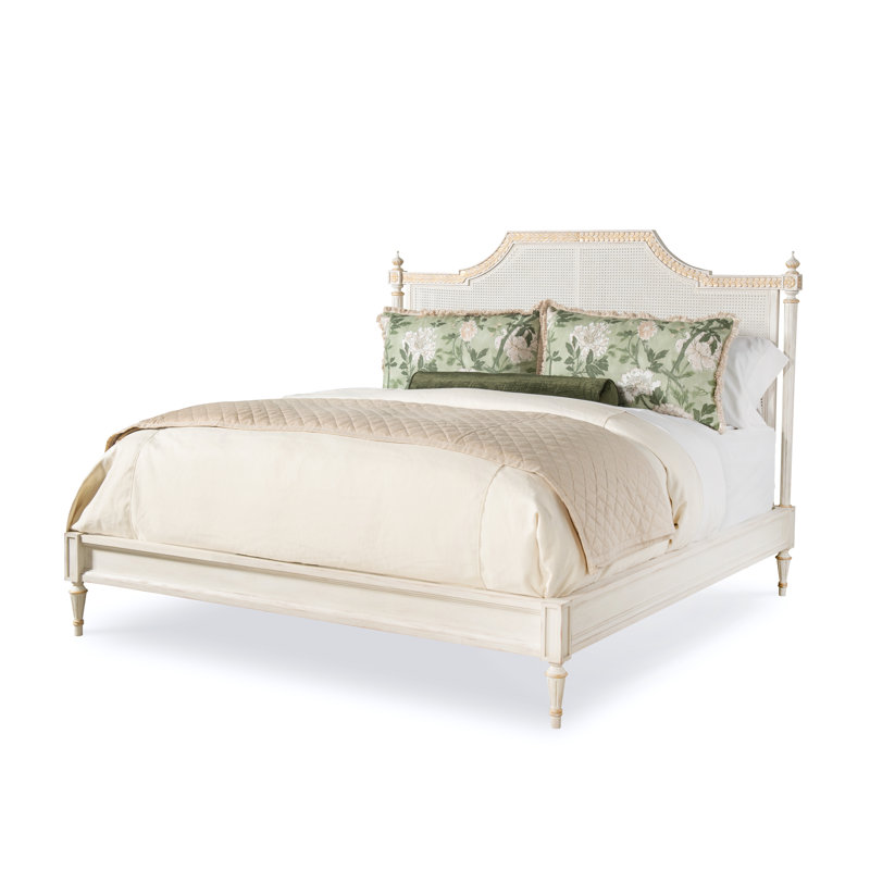 Monarch Scalloped Bed, Queen
