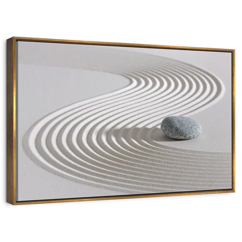 Pierre zen sur sable, Cadre flottant doré, 40 po x 27 po