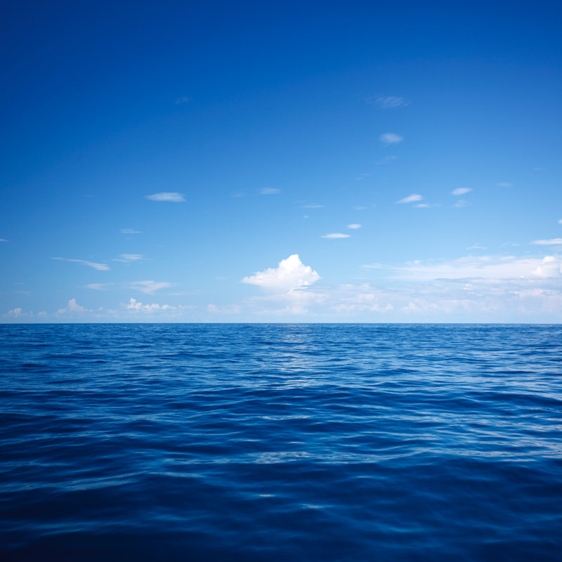 Deep blue ocean 183581714, 51cm H x 51cm W