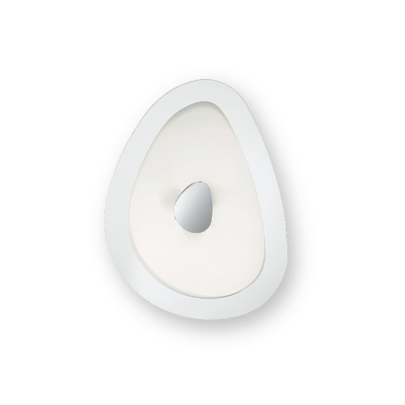 Geko Flush Mount
