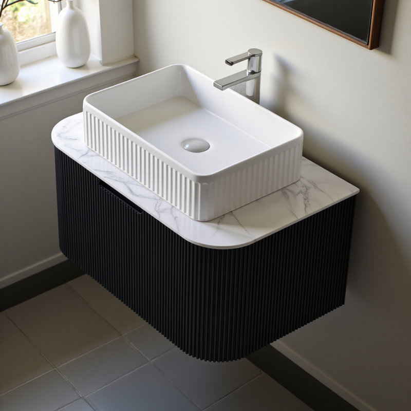 Meuble-lavabo de salle de bain 30 po avec lavabo, armoire de rangement murale rayée à bords arrondis avec tiroir, lavabo rectangulaire en céramique blanche, sans robinet, pré-assemblé, couleur noire